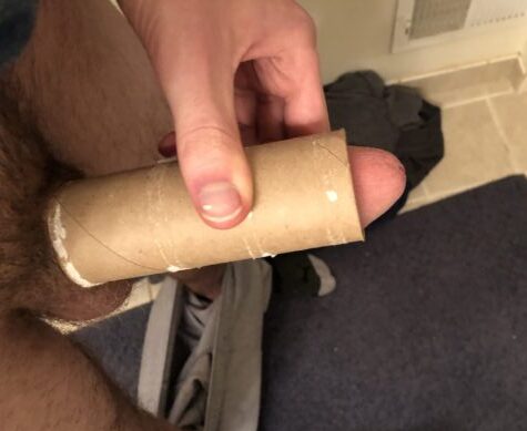 Skinny dick virgin does the toilet paper test