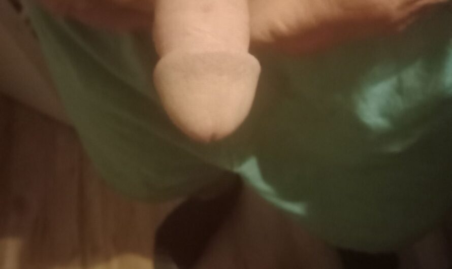 My little dick wants some action