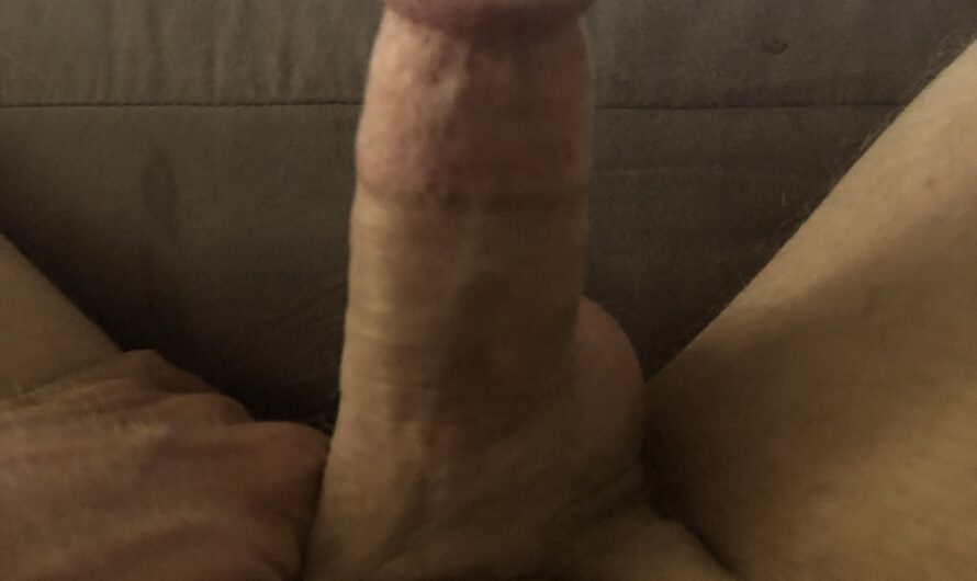 Here’s his ‘fat’ little cock for rating