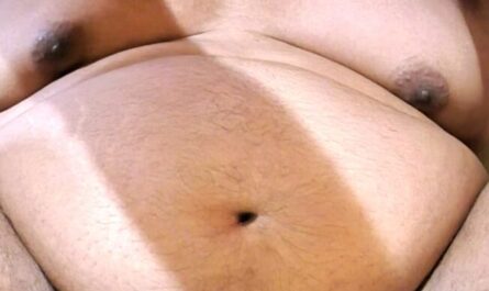 Itty bitty black dick for everyone to laugh at