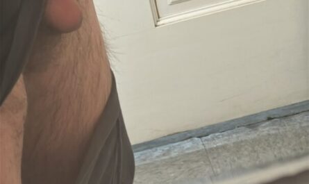 Micro dick out at work
